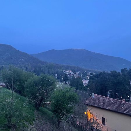 Laghi Di Como Appartamento Di Licinia E Mario Asso Esterno foto