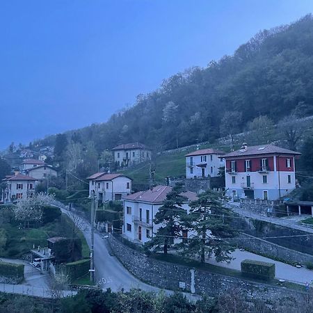 Laghi Di Como Appartamento Di Licinia E Mario Asso Esterno foto