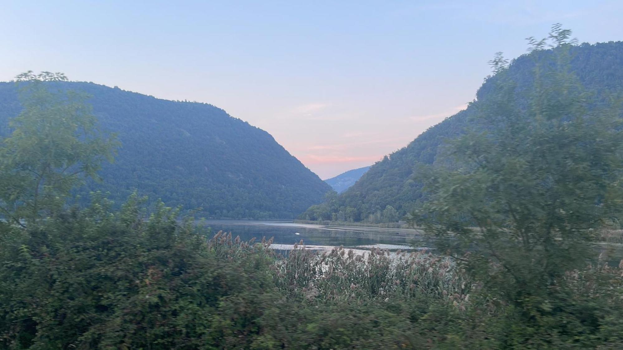 Laghi Di Como Appartamento Di Licinia E Mario Asso Esterno foto